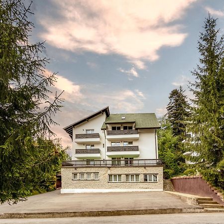 Dinvis Apartments Poiana Braşov Exterior foto
