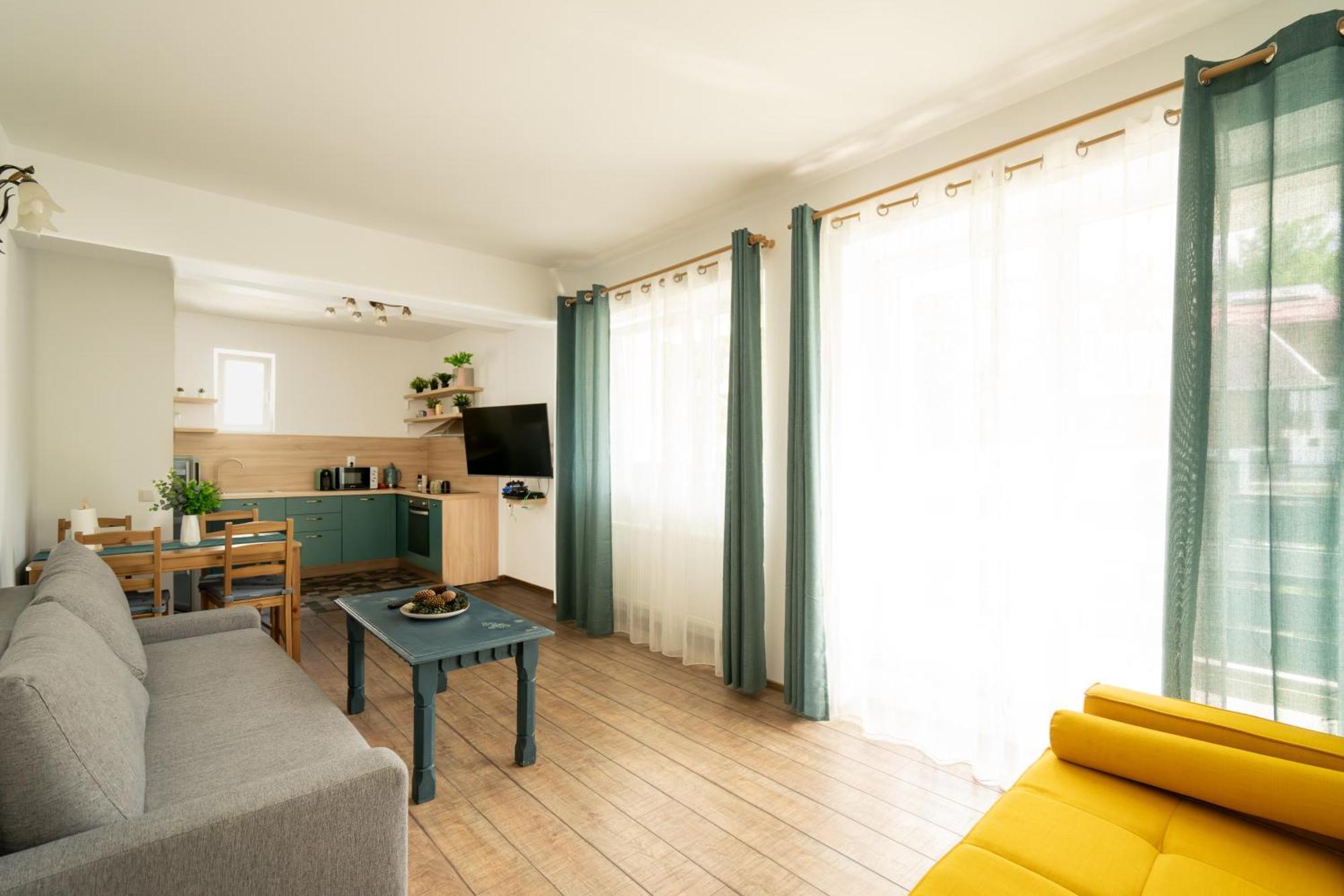 Dinvis Apartments Poiana Braşov Exterior foto